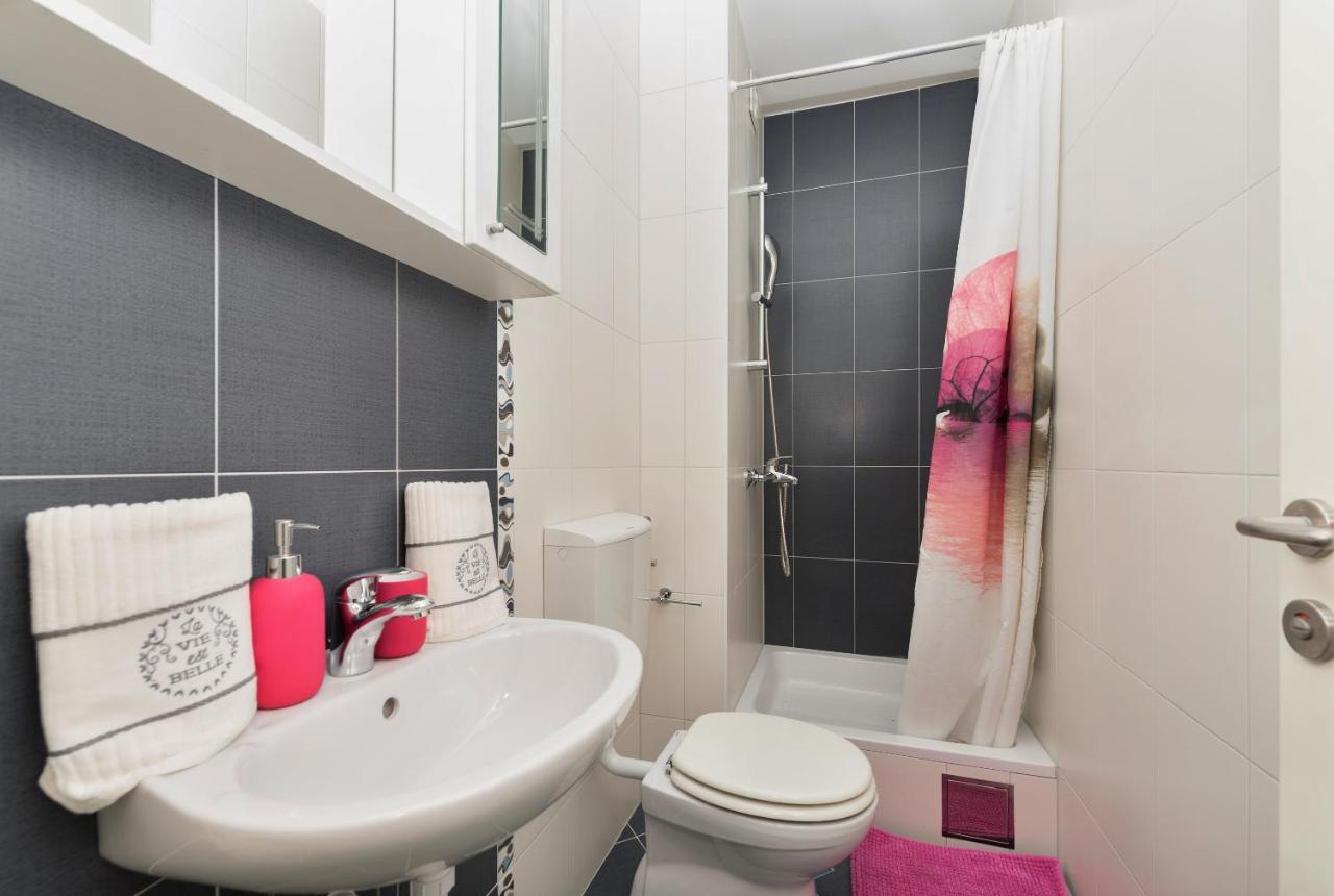 Long Apartment Makarska Extérieur photo