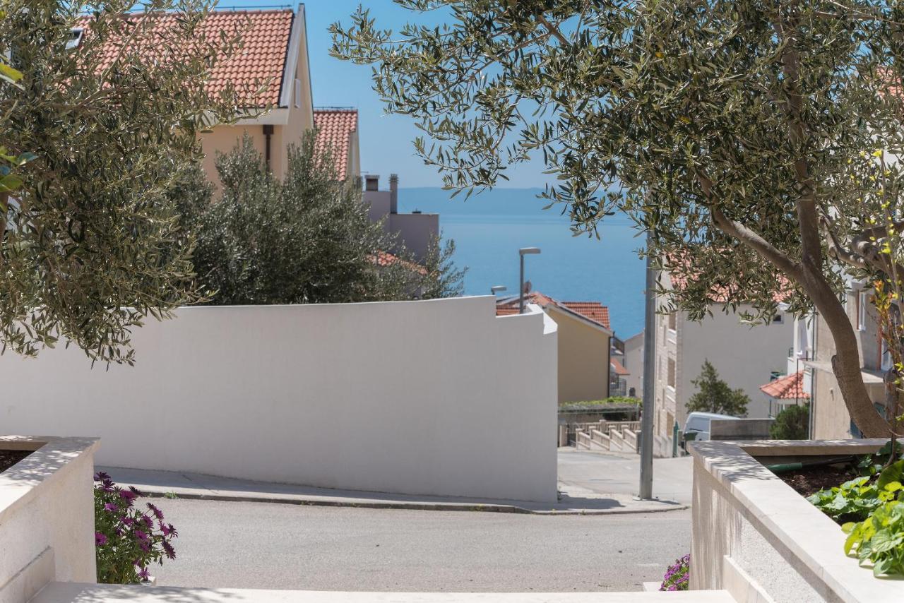 Long Apartment Makarska Extérieur photo