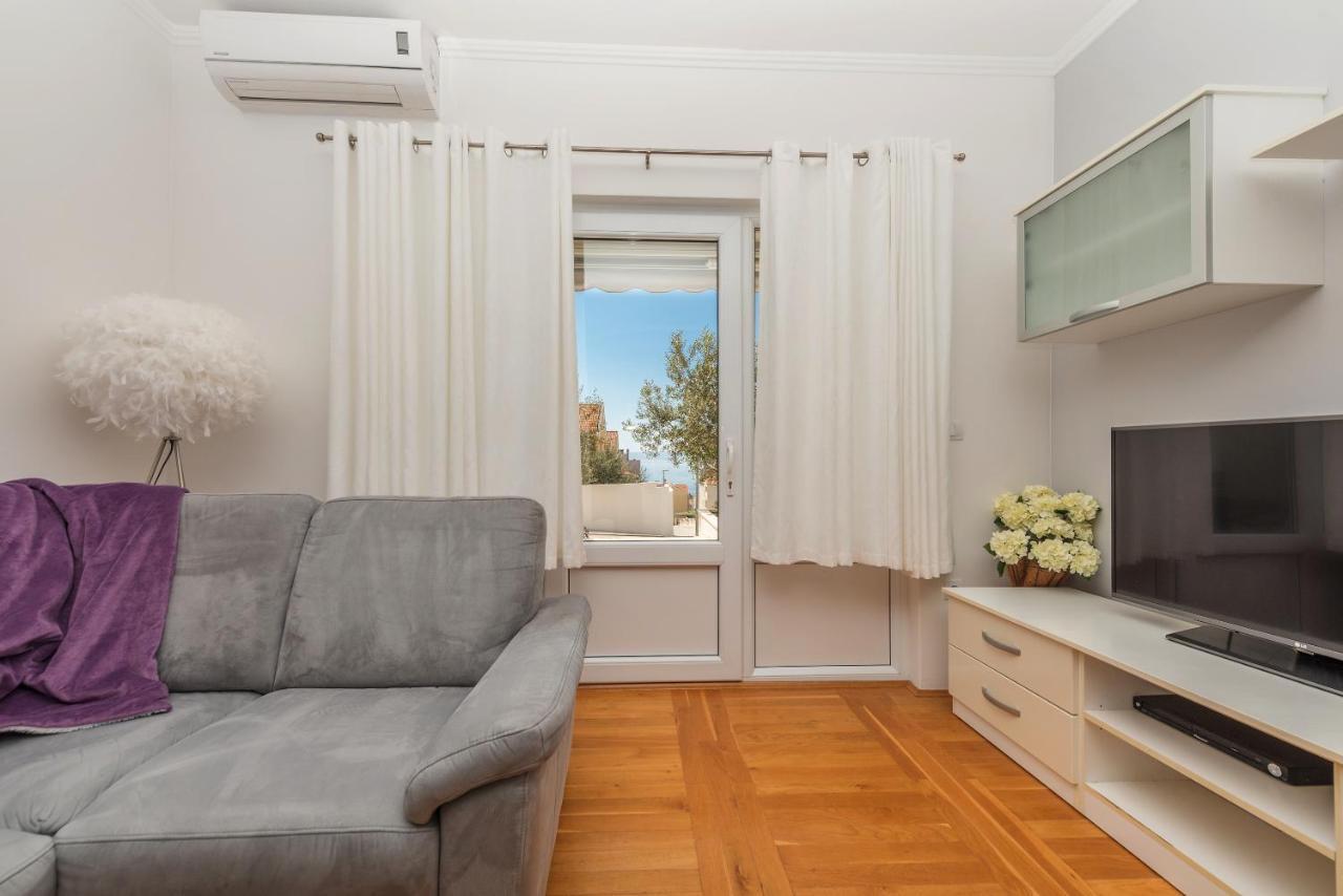 Long Apartment Makarska Extérieur photo